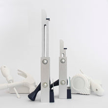 Load image into Gallery viewer, Weatherboard clamps